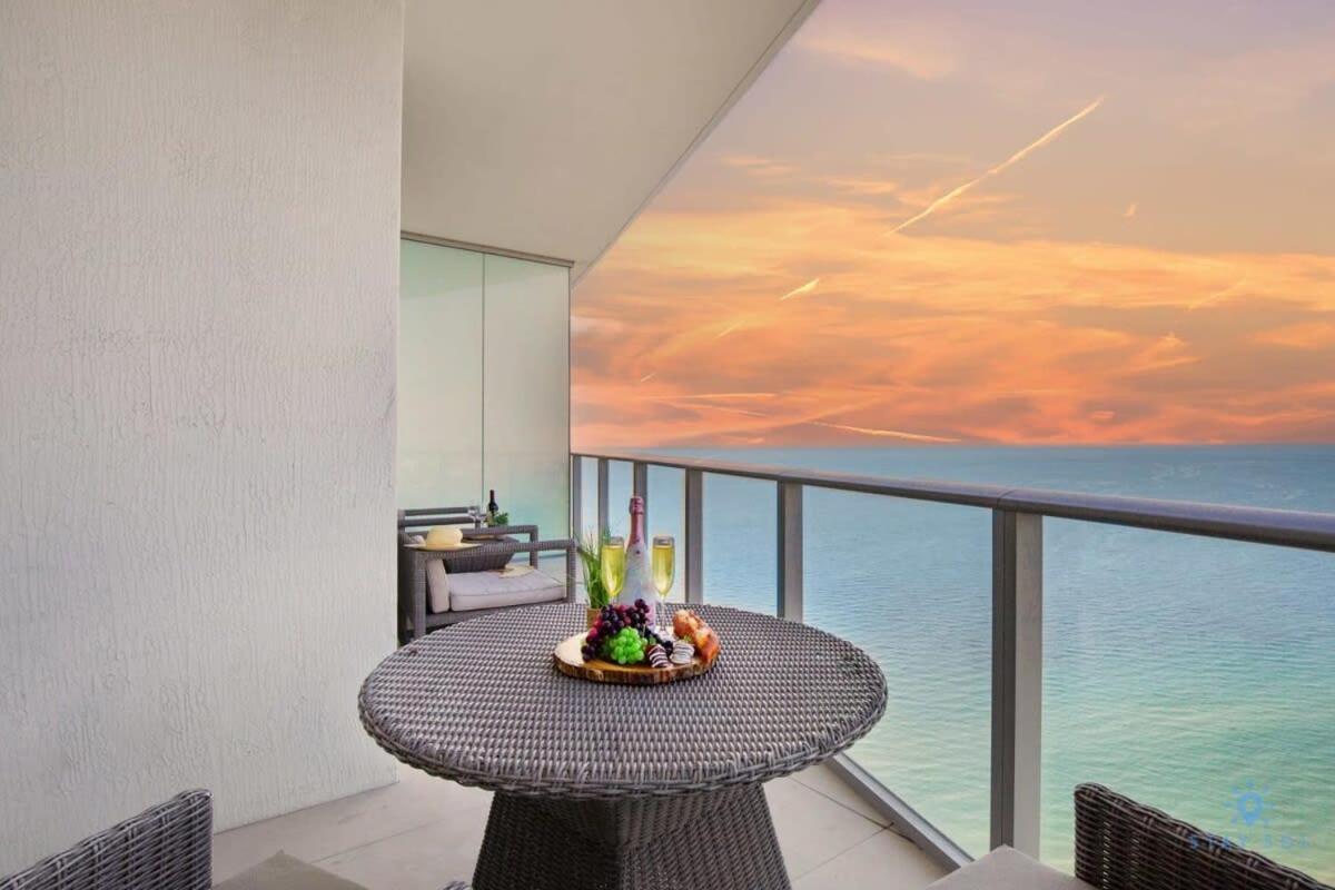 Upper Level Penthouse - Amazing Views Beach & Intracoastal Daire Hollywood Dış mekan fotoğraf