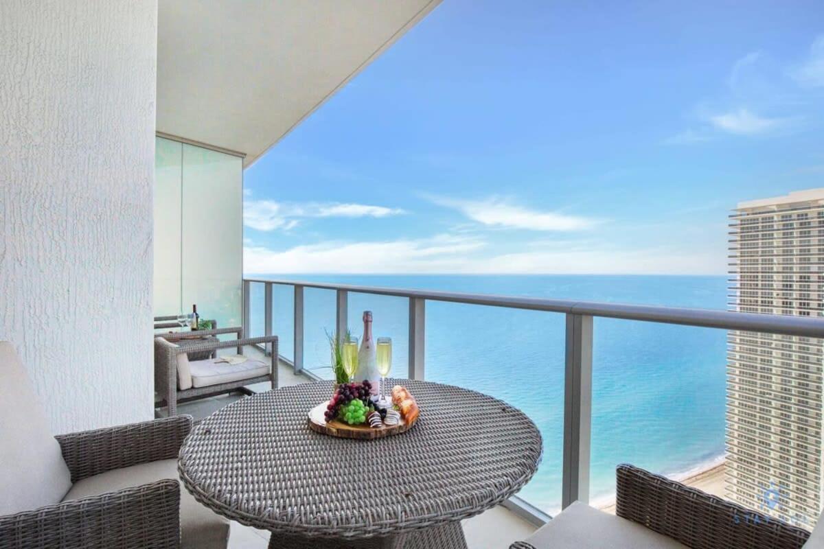 Upper Level Penthouse - Amazing Views Beach & Intracoastal Daire Hollywood Dış mekan fotoğraf